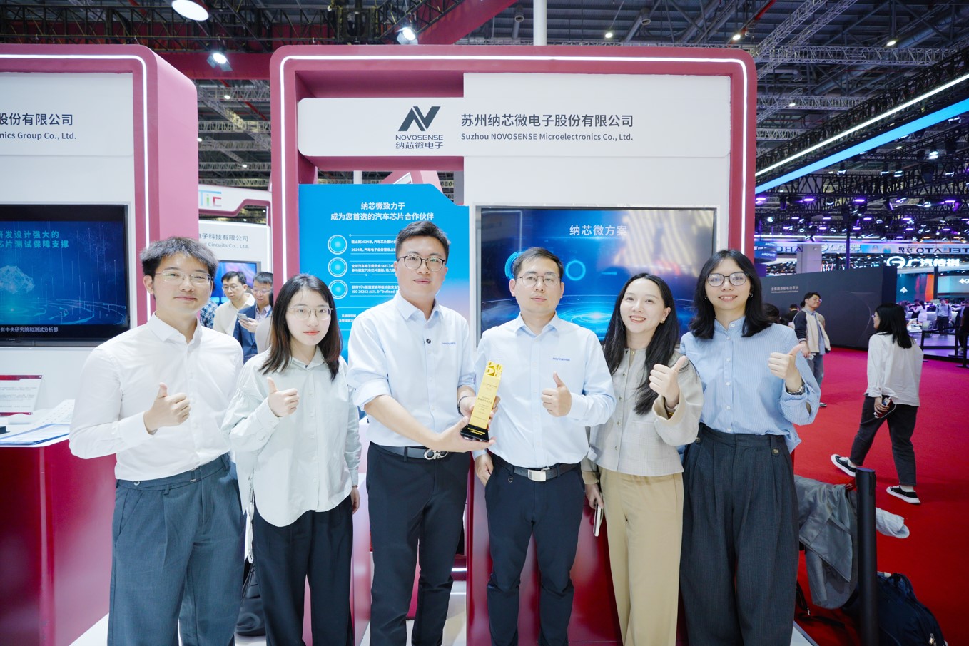 fun88乐天使亮相2025上海车展，斩获“年度影响力汽车芯片”大奖